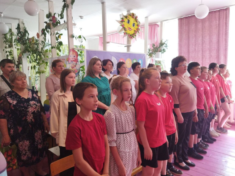 выпускной для учащихся начальной школы.